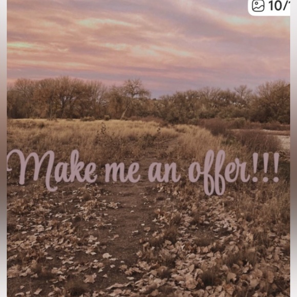 Abercrombie & Fitch Light Blue Distressed Denim Cutoff Shorts - Picture 13 of 14